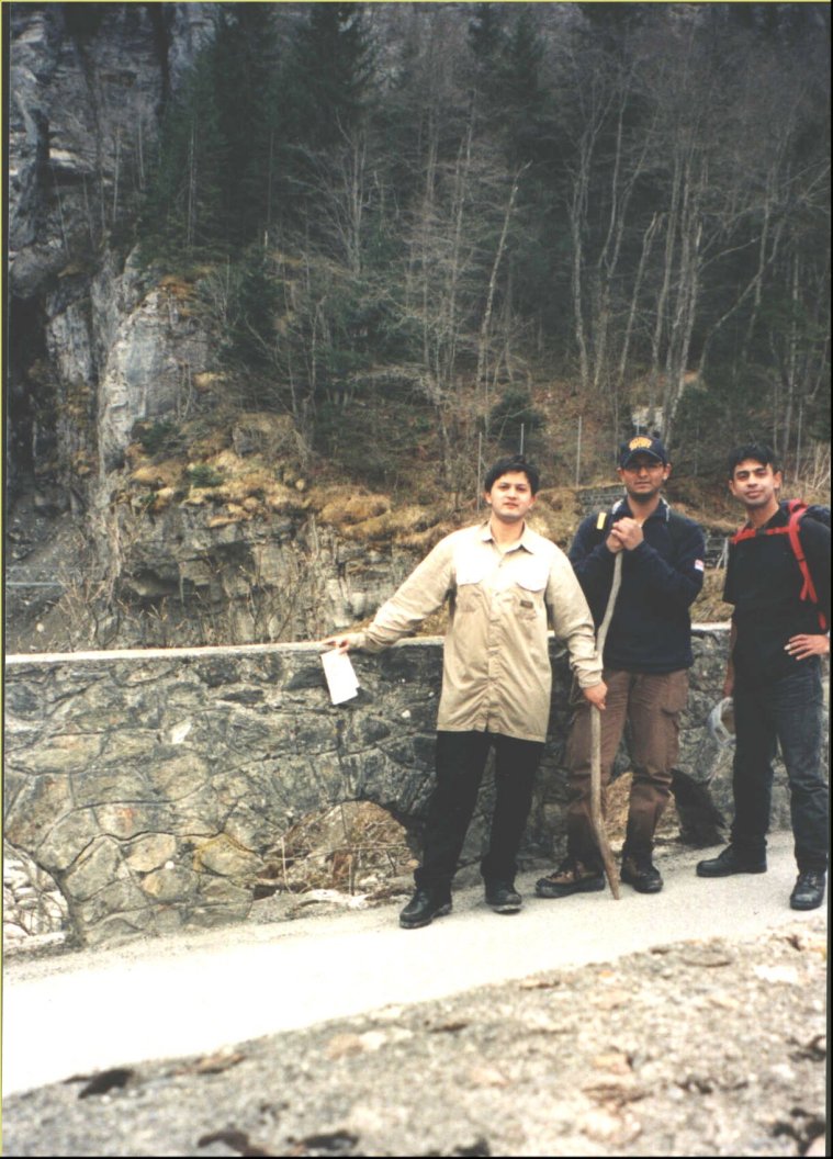 GLACIER GORGE NORTH OF INTERLAKEN.JPG