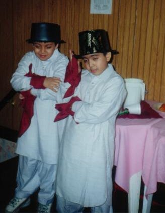 NEW YR PARTY 3.JPG